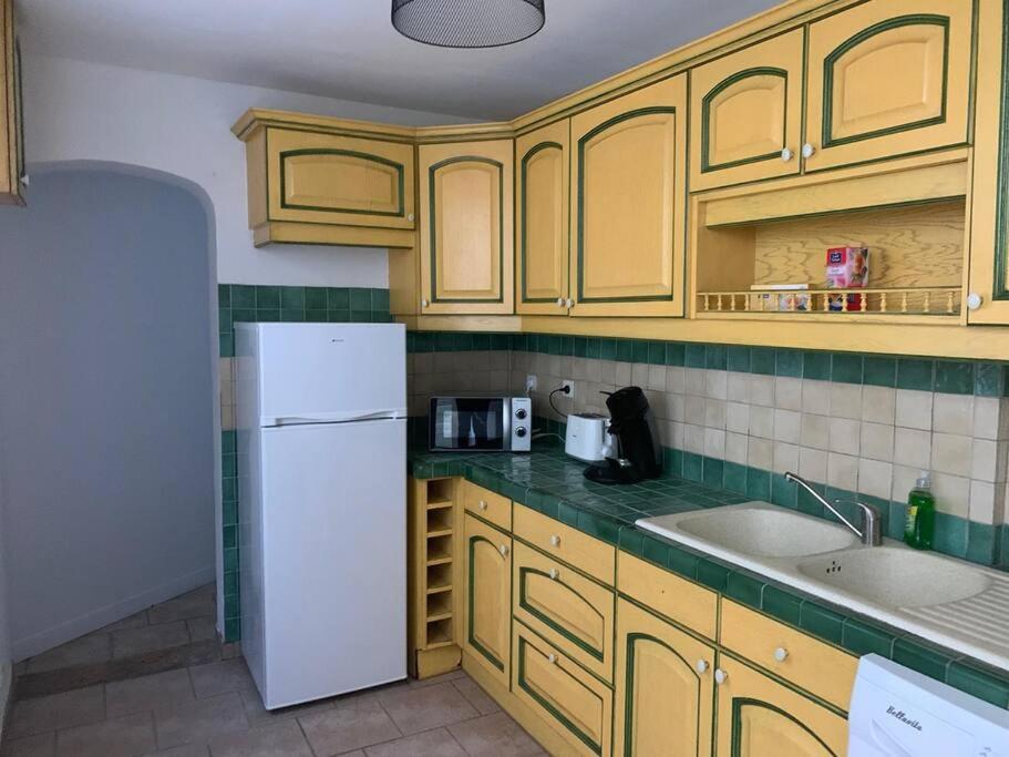 Appartement Avec Cours Gien Exteriör bild